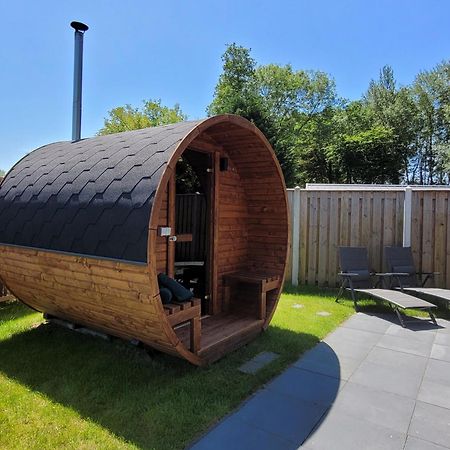 Tiny Zen House In Heinkenszand With Private Sauna, Airco, Outdoor Swimming Pool, Wifi And 2 Bedrooms Exterior photo
