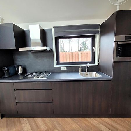 Tiny Zen House In Heinkenszand With Private Sauna, Airco, Outdoor Swimming Pool, Wifi And 2 Bedrooms Exterior photo