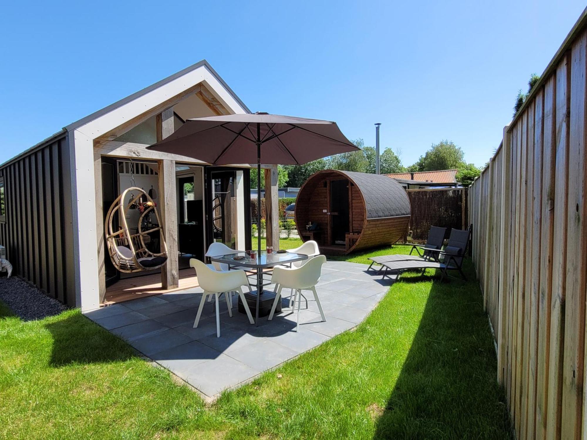 Tiny Zen House In Heinkenszand With Private Sauna, Airco, Outdoor Swimming Pool, Wifi And 2 Bedrooms Exterior photo
